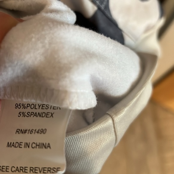 NWOT ladies hoodie. XL. - Picture 5 of 6